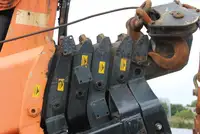 काम की नावें बेचने के लिए