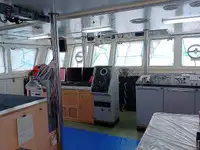 पेट्रोल नाव बेचने के लिए