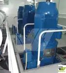 पीपे का पुल बेचने के लिए