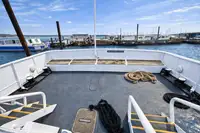 मोटर पोत बेचने के लिए