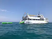 नौका पोत बेचने के लिए