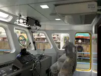 चालक दल की नाव बेचने के लिए