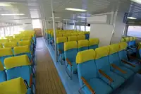 कटमरैन बेचने के लिए