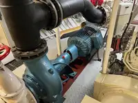 मत्स्य पालन ट्रॉलर बेचने के लिए