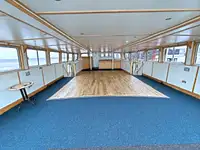 मोटर पोत बेचने के लिए