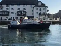 जीवन नौका बेचने के लिए