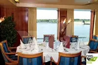 क्रूज जहाज बेचने के लिए