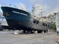 आपूर्ति जहाज बेचने के लिए